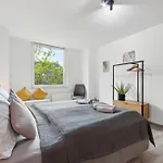 Stylisches Apartment, 2-5 Personen, Zentral, Naehe Messe, Freies Parken