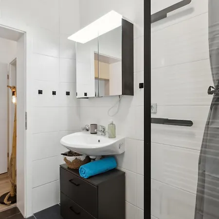Apartmán Stylisches Apartment, 2-5 Personen, Zentral, Naehe Messe *