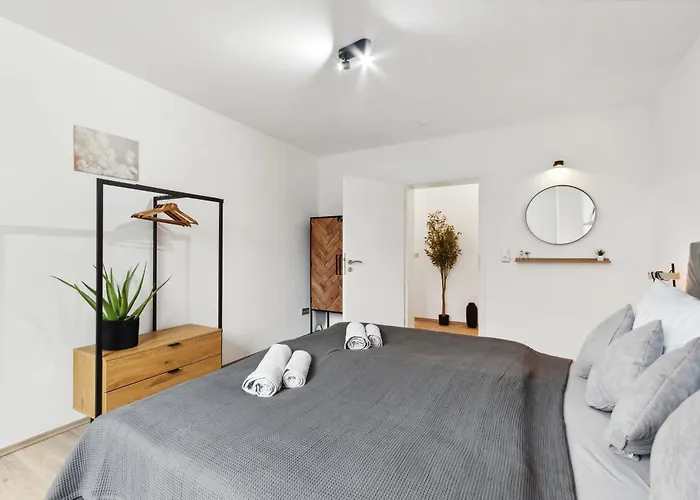 Stylisches Apartment, 2-5 Personen, Zentral, Naehe Messe Apartamento Essen