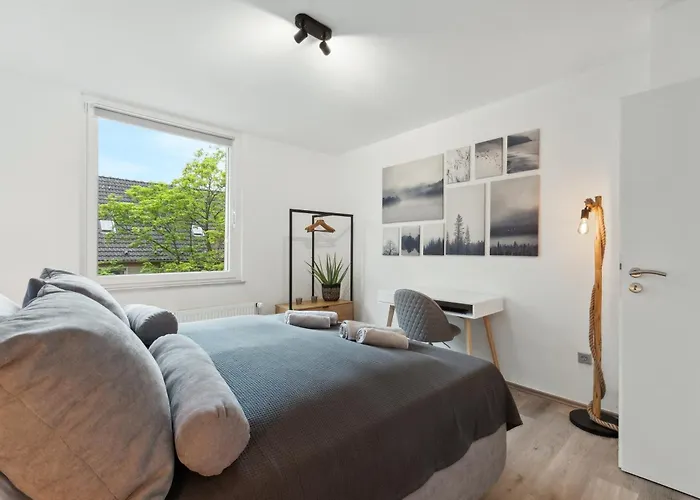 Apartamento Stylisches Apartment, 2-5 Personen, Zentral, Naehe Messe