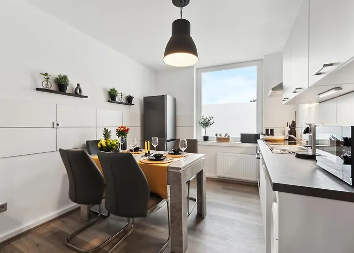 Apartamento Stylisches Apartment, 2-5 Personen, Zentral, Naehe Messe *