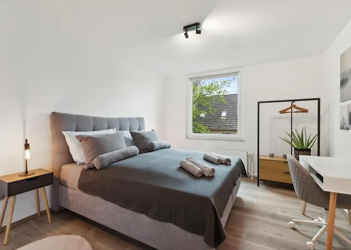 Stylisches Apartment, 2-5 Personen, Zentral, Naehe Messe